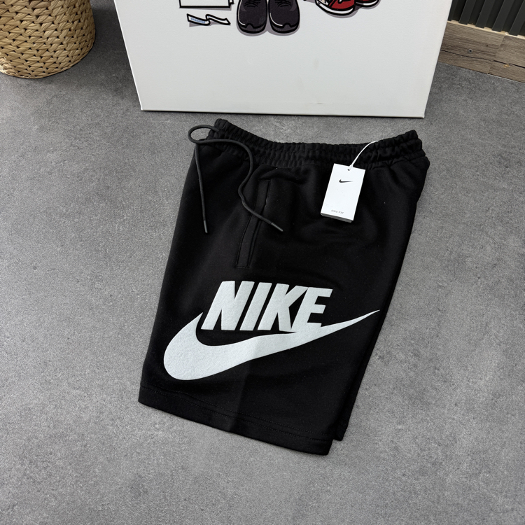 Nike Big Swoosh Logo Şort | Siyah