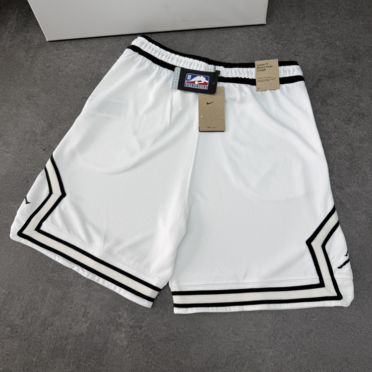 Nike Jordan Diamond Logo Şort | Beyaz 9213