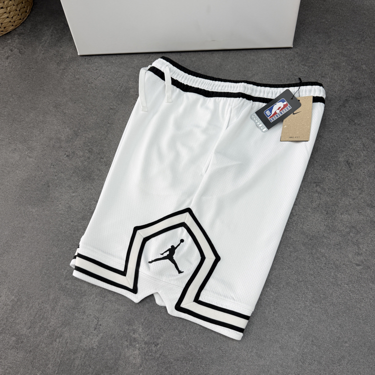 Nike Jordan Diamond Logo Şort | Beyaz 9213