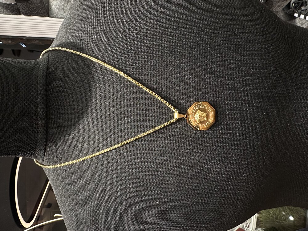 MEDUSA GOLD KOLYE
