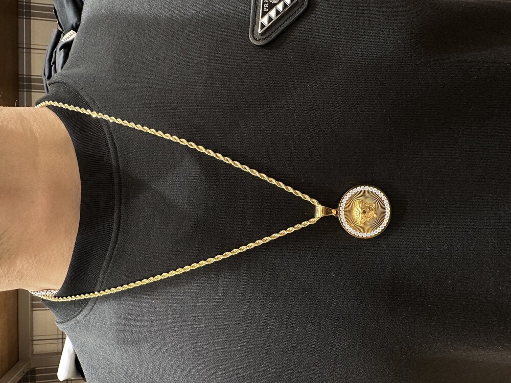 GOLD RENK MEDUSA KOLYE