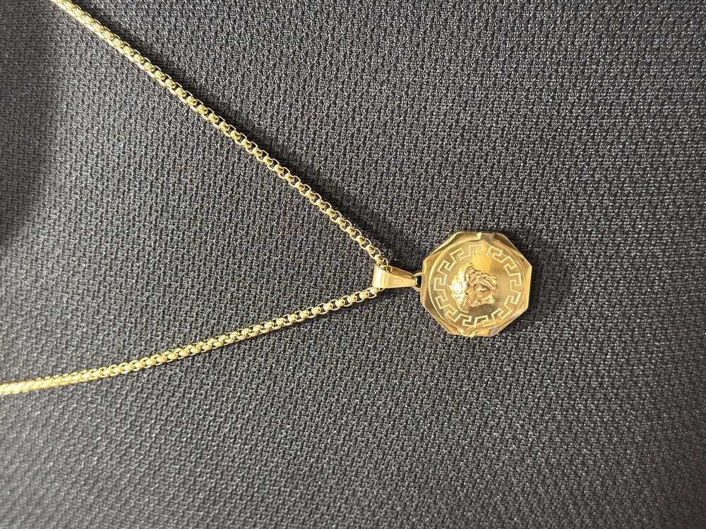 MEDUSA GOLD KOLYE