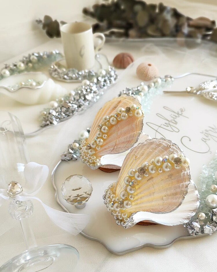 KAPAKLI İSTİRİDYELİ TASARIM SET