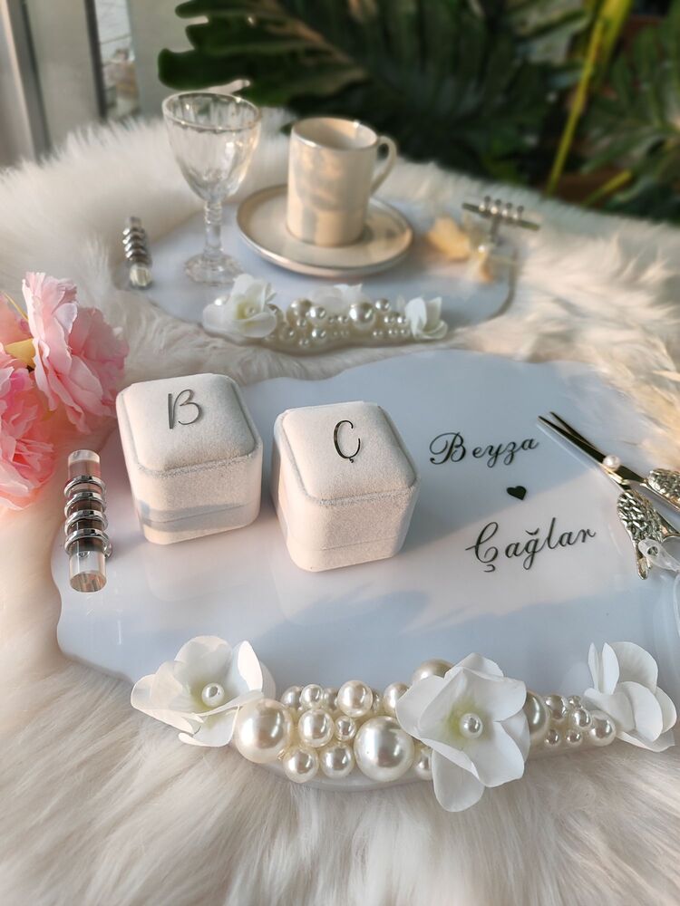 İnci işlemeli lüks set
