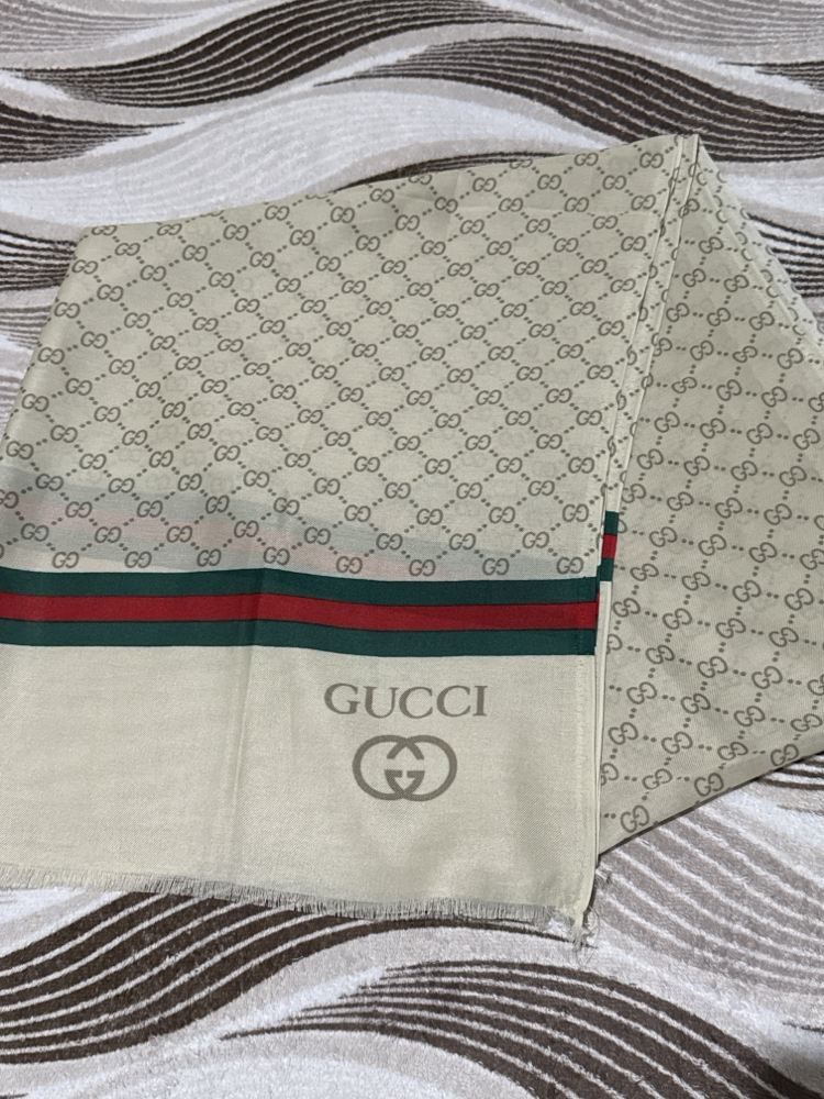 GUCCI ŞAL (KREM)