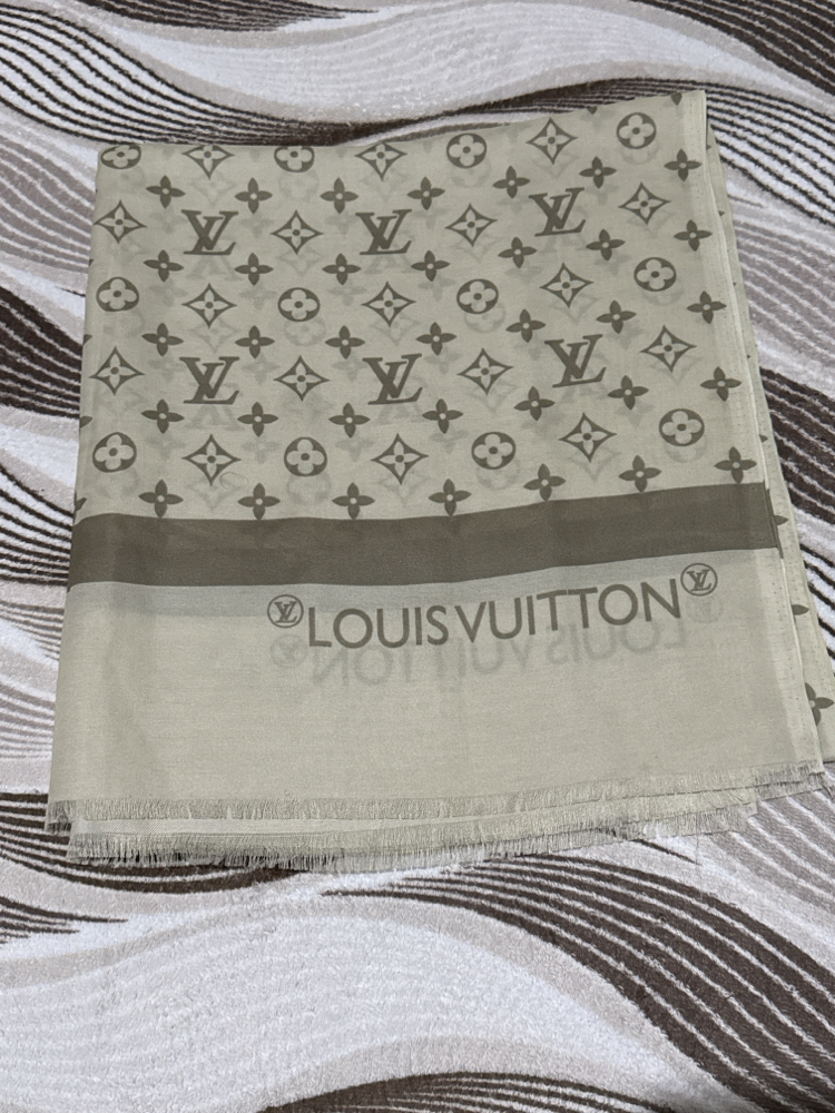 LOUIS VUITTON ŞAL (KREM)