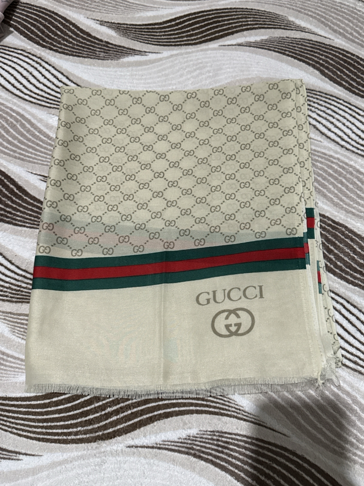 GUCCI ŞAL (KREM)