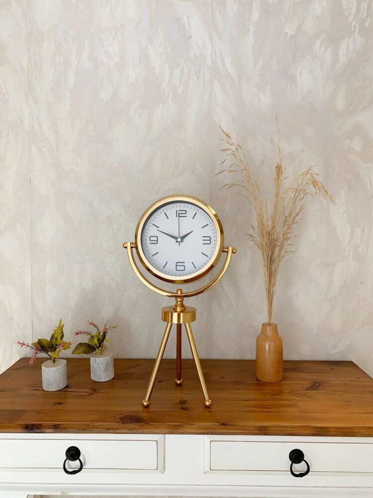 Gold Metal Mini Tripod Modern Masa Saati 45×26 cm