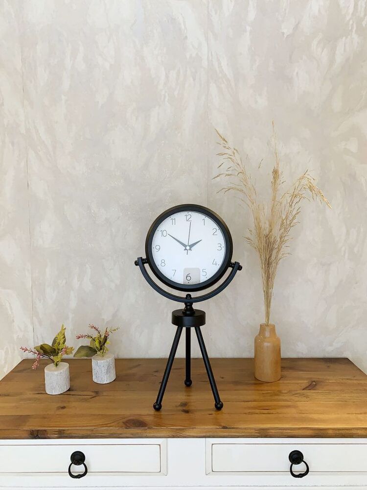 Siyah Metal Mini Tripod Zarif Masa Saati 45×26 cm