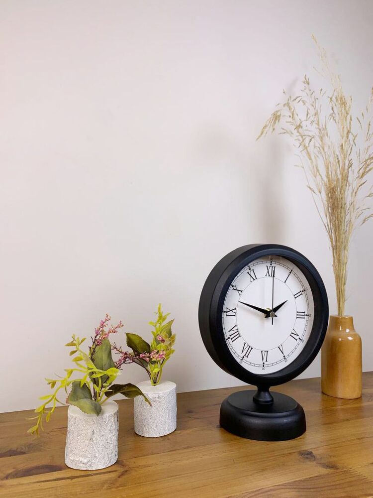 Siyah Metal Retro Masa Saati 25×20 cm