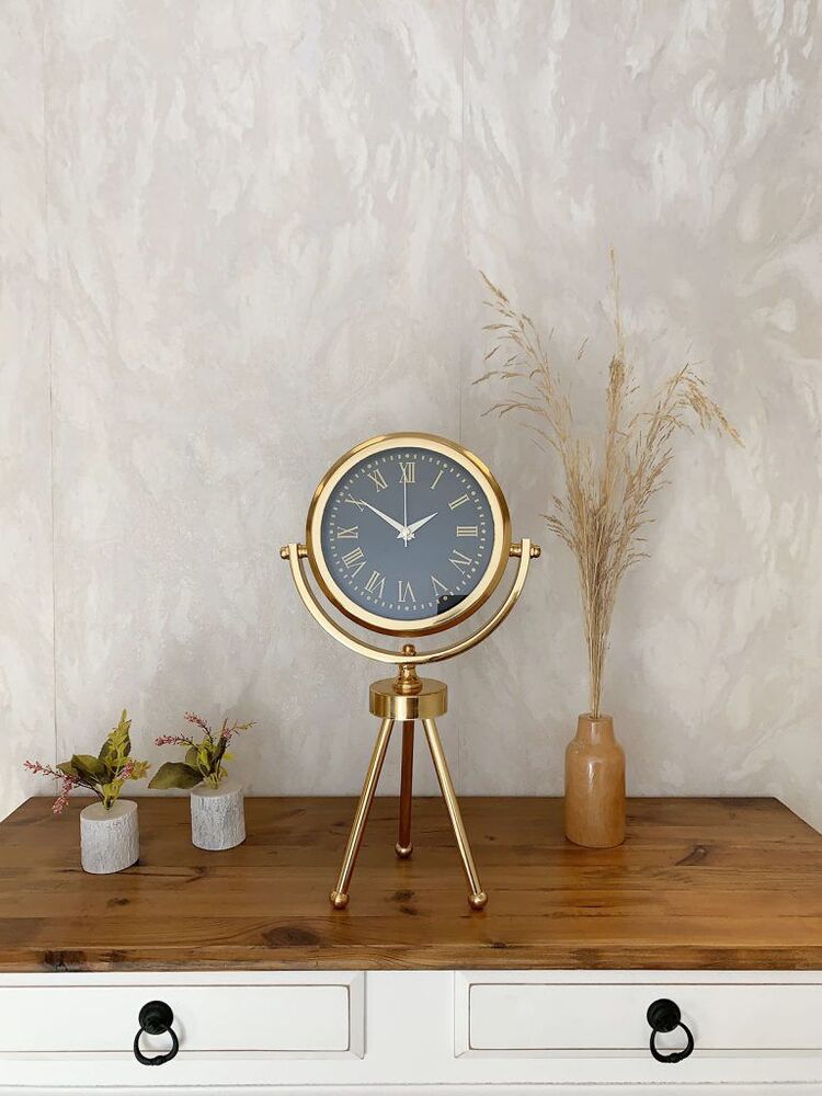 Gold Metal Mini Tripod Sade Masa Saati 45×26 cm