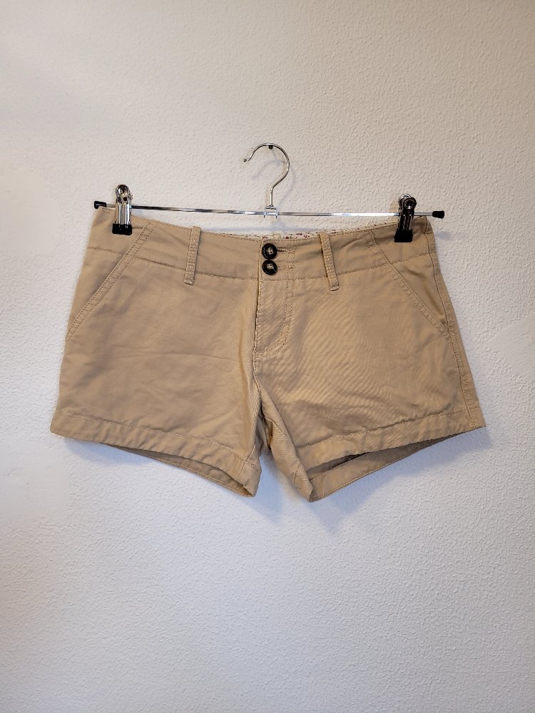 Bej mini şort