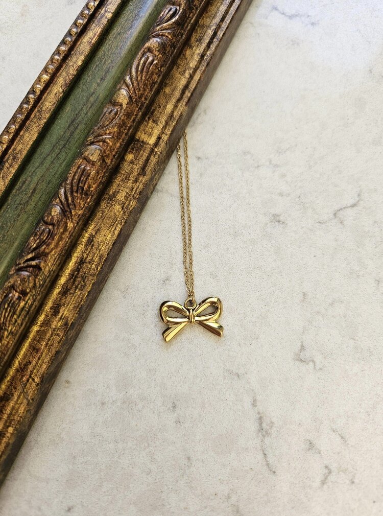 Gold Fiyonklu Kolye | Çelik
