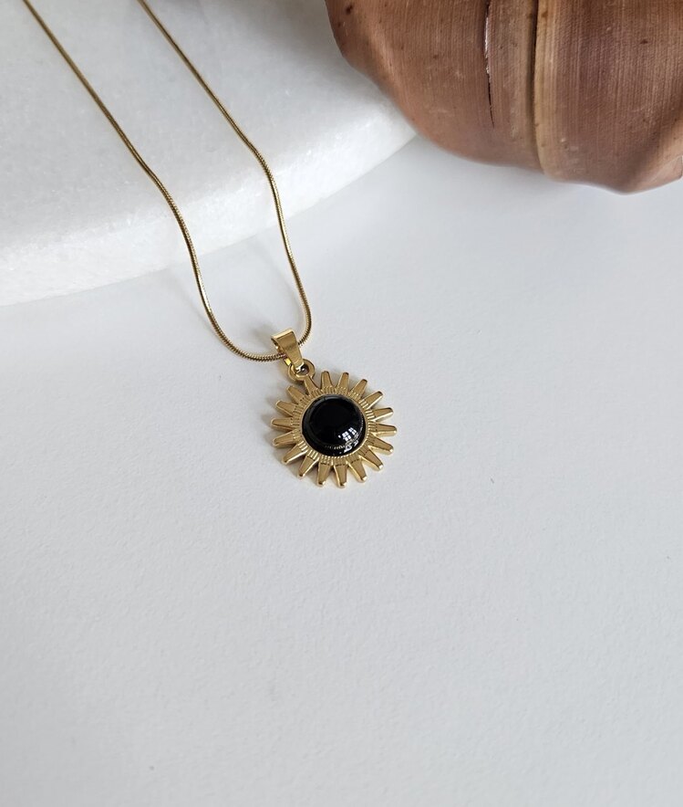 Vintage Black Sun Kolye | Çelik
