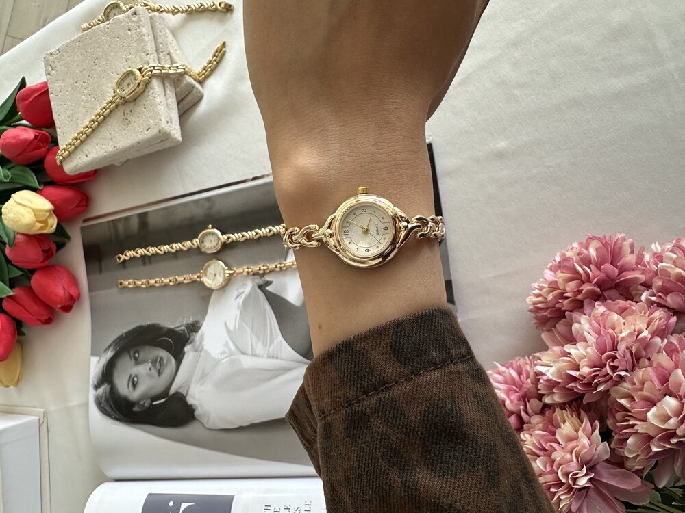 Gold Margot Model Saat