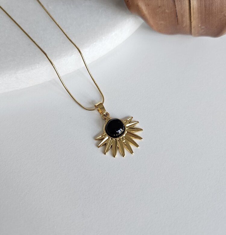 Vintage Black Taş Half Güneş Kolye | Çelik
