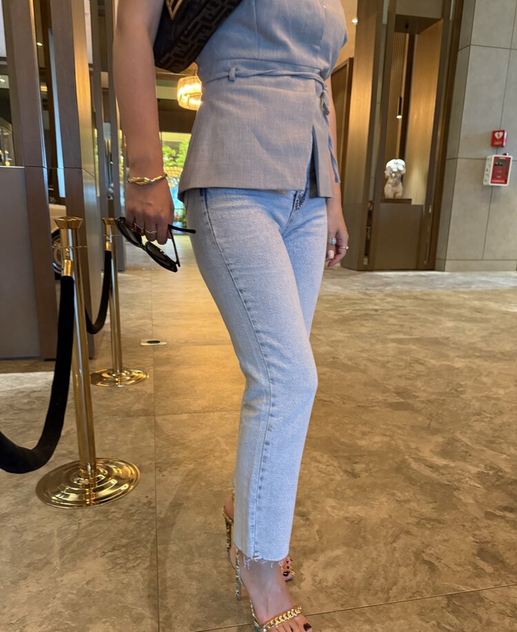 Zr Model Jean