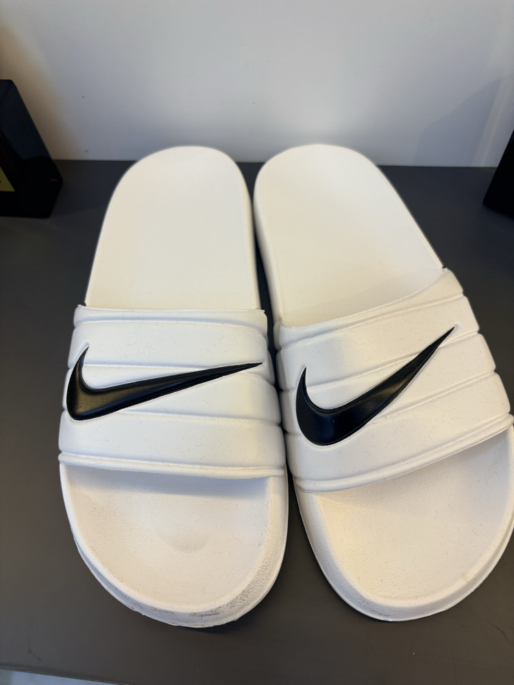 Nike Calm Beyaz Terlik 