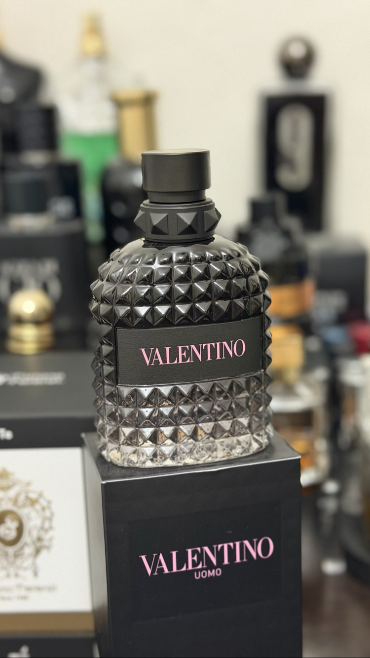 Valentino Born in Roma Intense Uomo