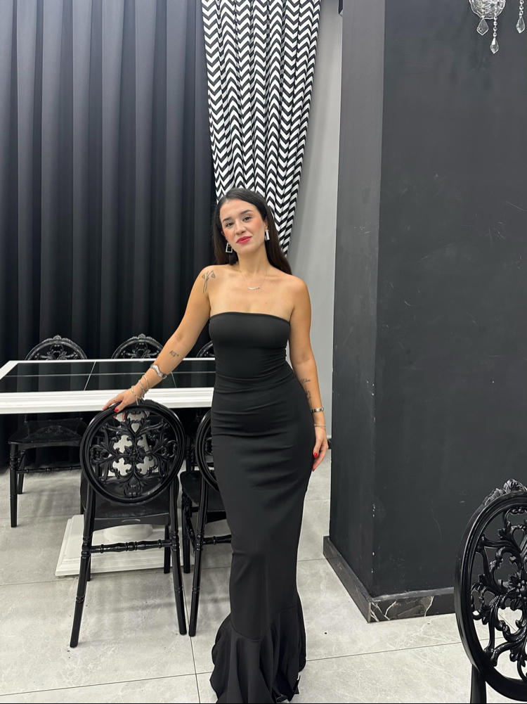 STRAPLEZ ETEĞİ FIRFIRLI UZUN ELBİSE