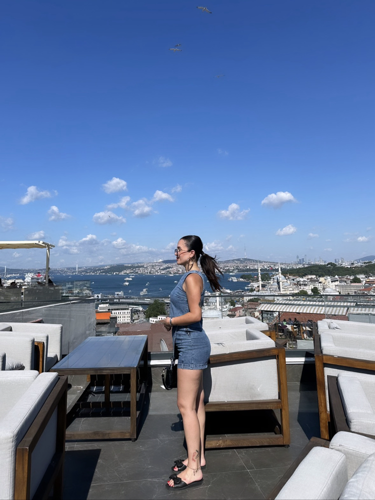 ŞORT ETEKLİ DENİM TAKIM