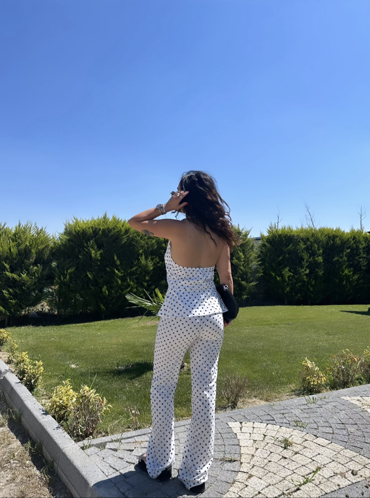 PUANTİYELİ V YAKA BLUZ PANTOLON ALT ÜST TAKIM