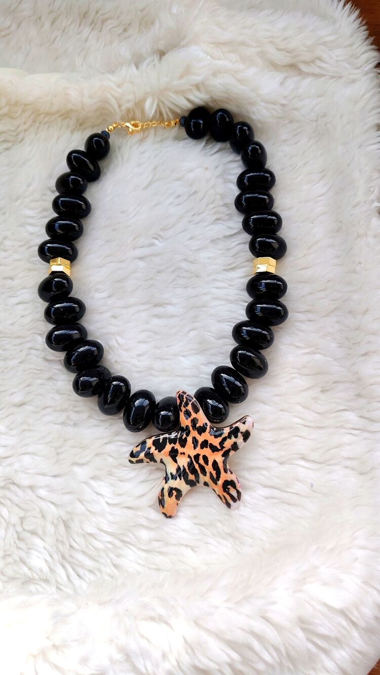 Leopar yıldız kolye 