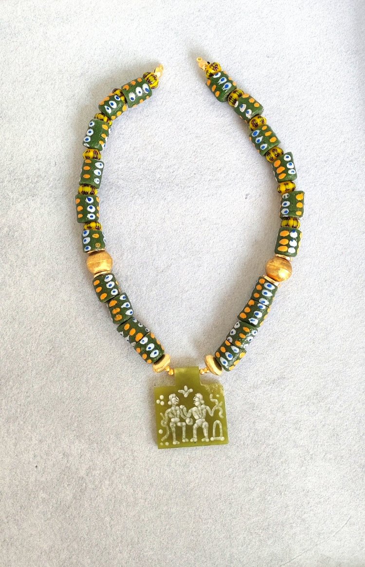 Mitolojik & Ghana