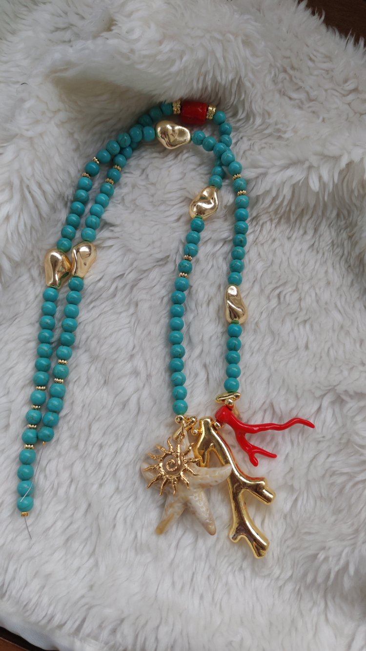 Turkuaz doğal taş ve yaz güzelliği 