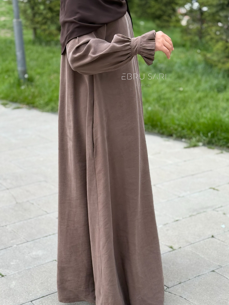 FARAH FERACE 