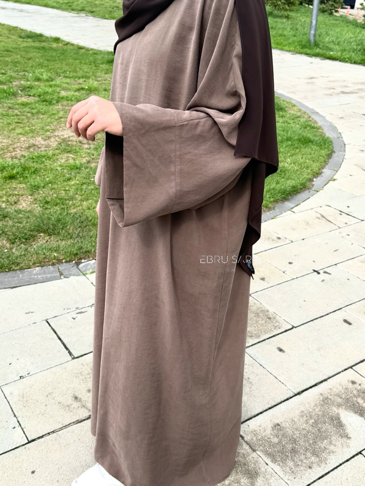 NİSA ABAYA 