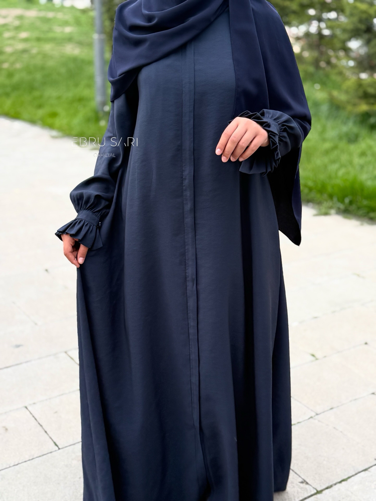 FARAH FERACE 