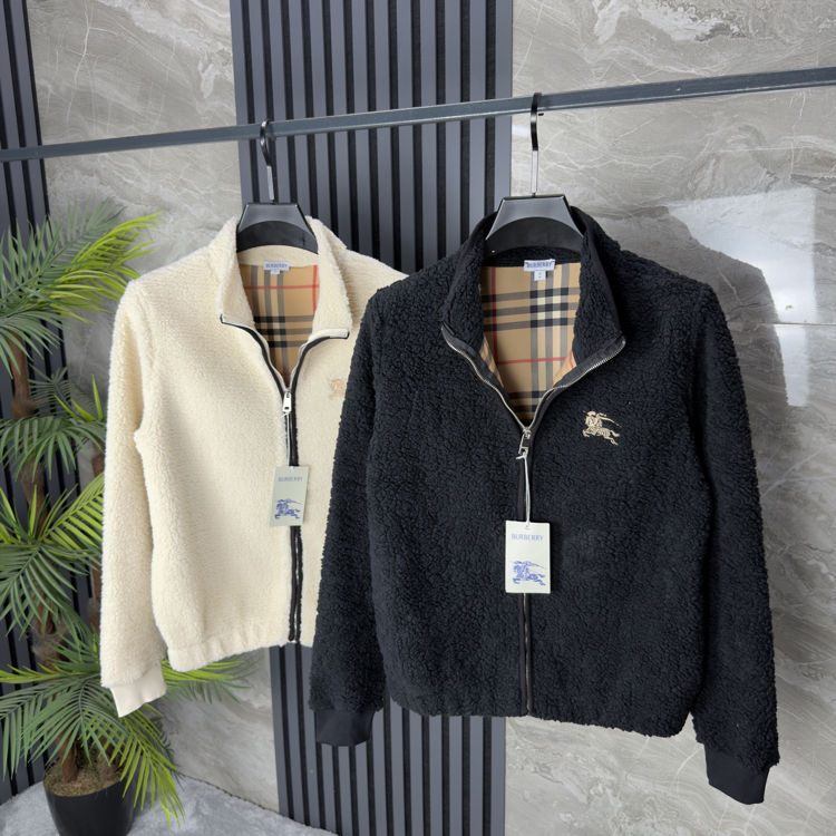 Burberry Astarlı Peluş Mont (siyah)