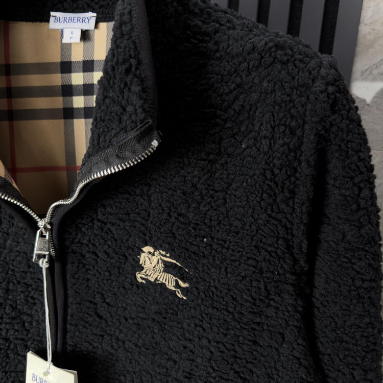 Burberry Astarlı Peluş Mont (siyah)