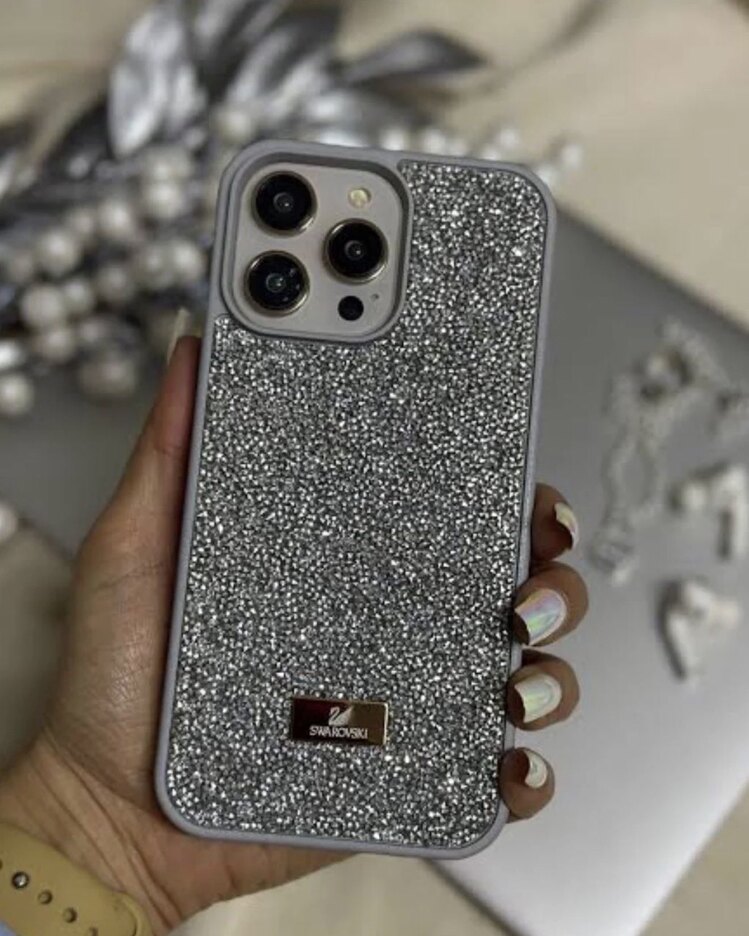 İPhone Swarovski Taşlı Kılıf - Naturel Titanyum