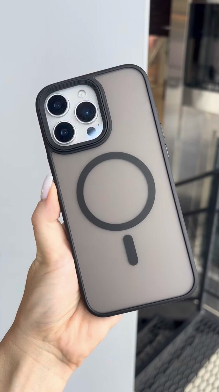 İPhone Mat Sky Şefaf Kılıf-Siyah