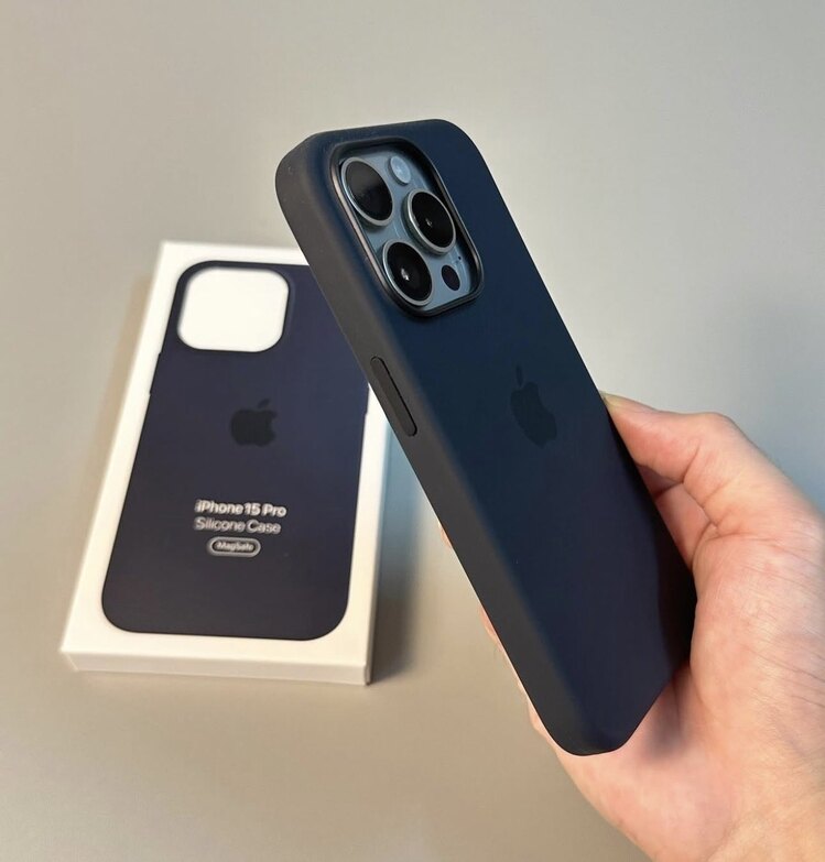 İPhone MagSafe Özellikli Slicon Kılıf-Siyah