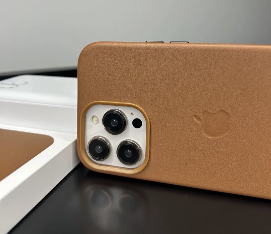 Apple MagSafe Özellikli Deri Kılıf - Kahverengi