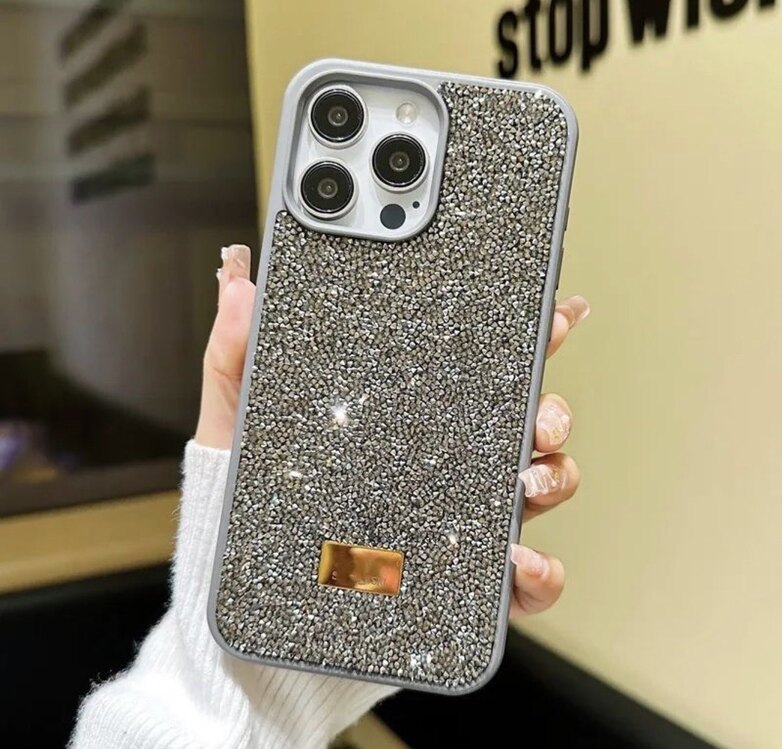 İPhone Swarovski Taşlı Kılıf - Naturel Titanyum