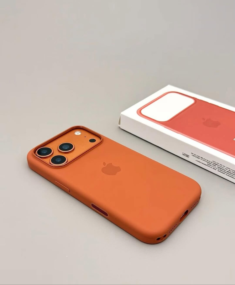 iPhone MagSafe Animasyonlu Orjinal Silicon Case Turuncu