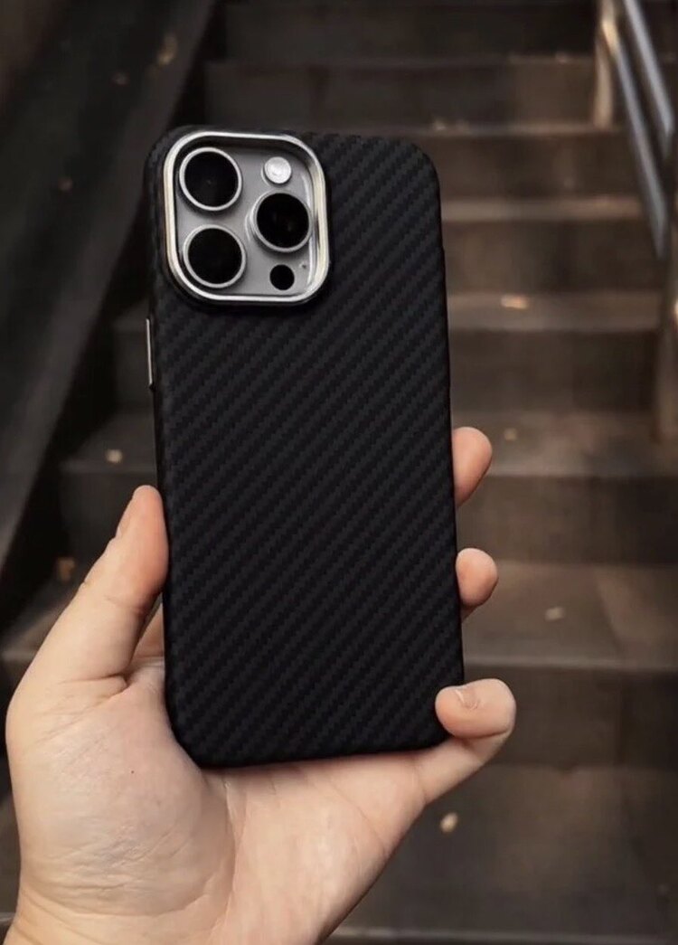 İPhone Fiber Carbon Kılıf -Black
