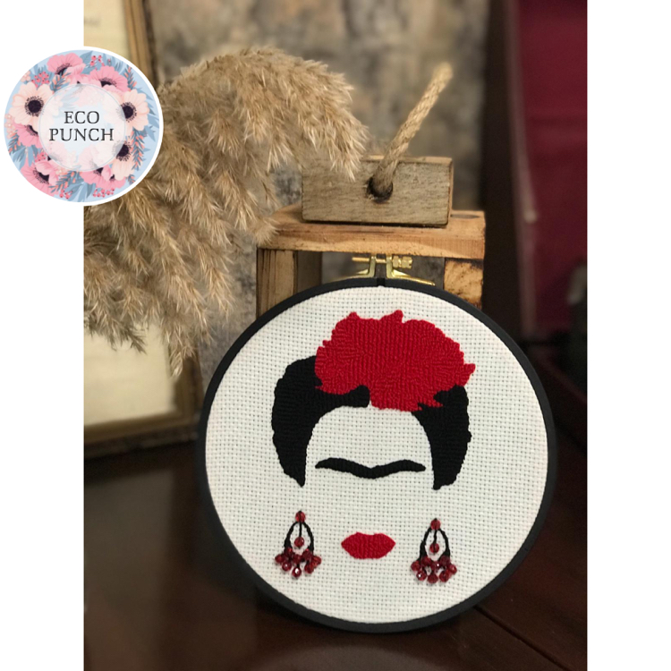 Frida Kasnak Duvar Süsü
