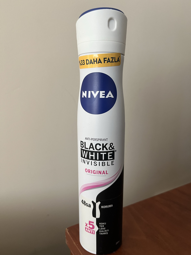 Black and White Invisible Clear Kadın Deodorant Sprey 200 ml