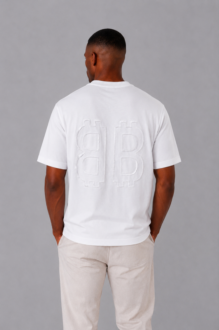 Kabartma Logo Detaylı T-Shirt