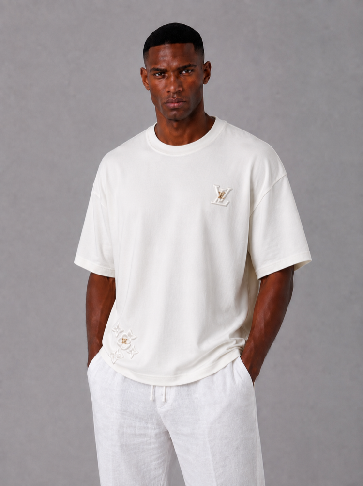 Nakış Aplikeli Oversize T-Shirt