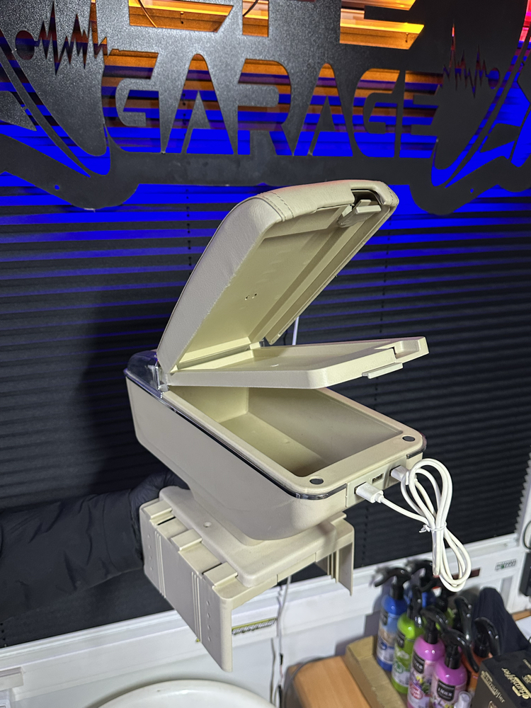ÜNİVERSAL 7 USB’Lİ KOLÇAK BEJ