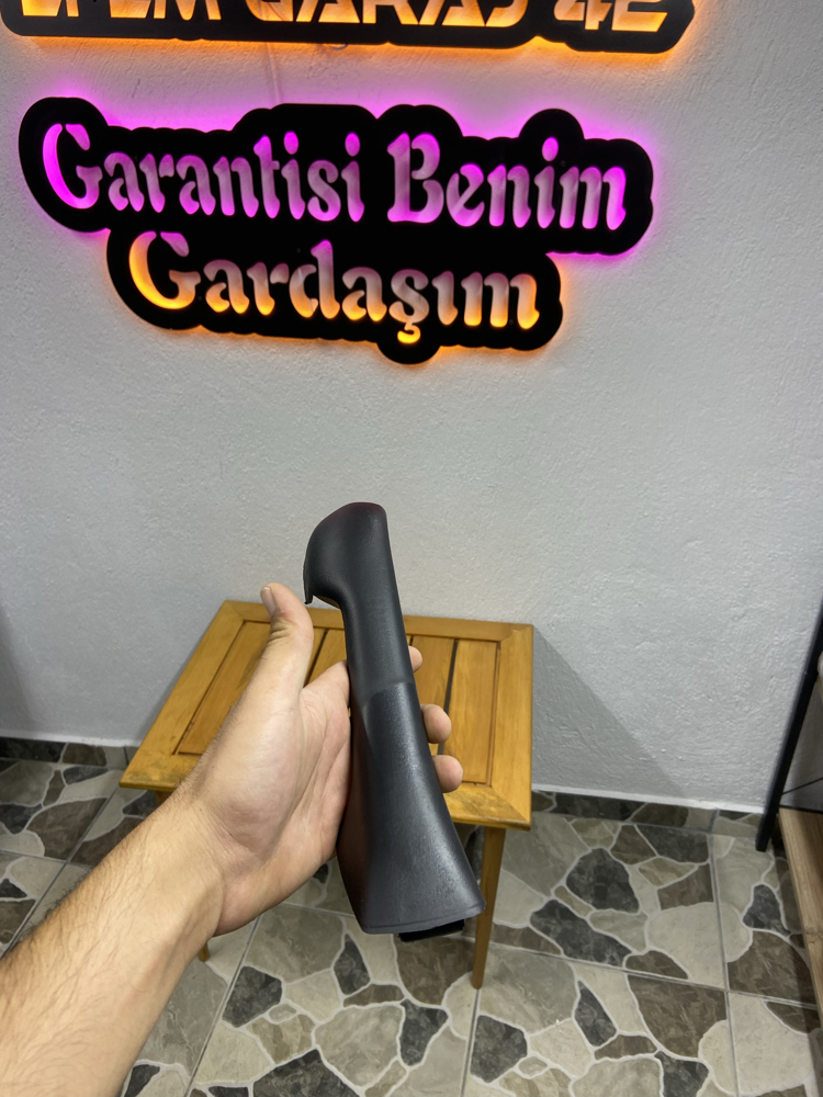 Sağ arka tutamac ithal