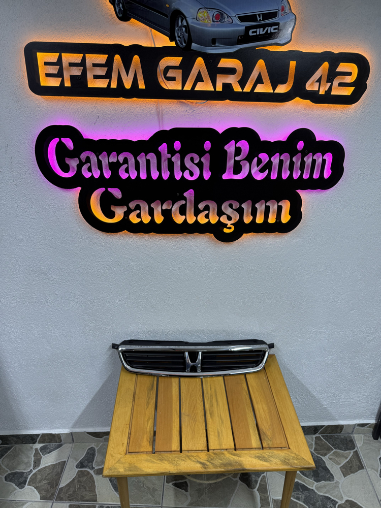 96-98 makyajsız İes panjur cam logoyla birlikte 