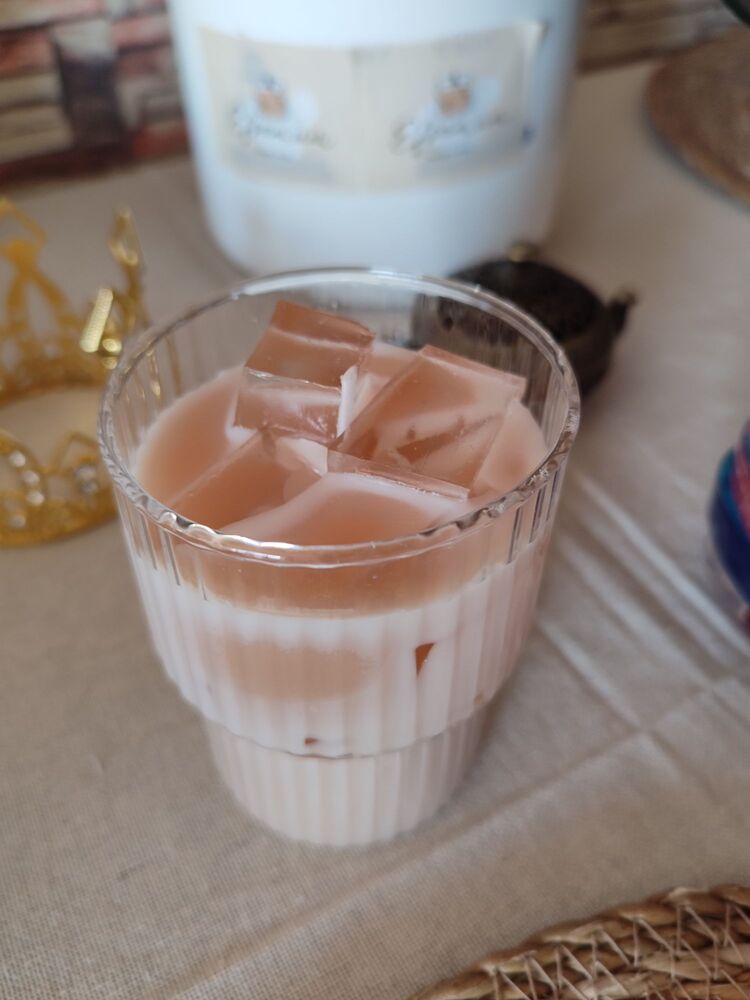 İce latte mum 