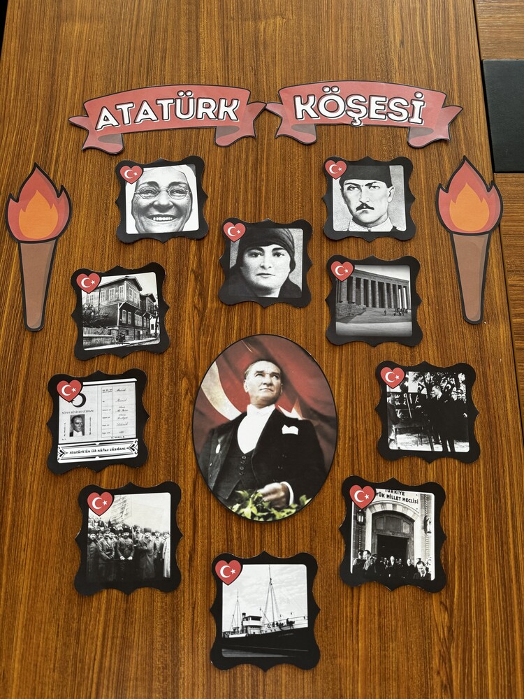 Atatürk Köşesi Panosu